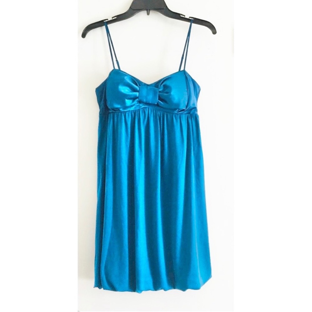 Women’s Blue Bow Front Bubble Hem Cocktail Mini Dress - Size Medium